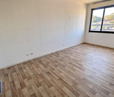 Location Appartement 2 pièces 47m² BORDEAUX 33200 - Photo 3