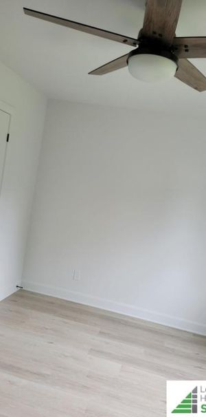 Logement 5 1/2 (rez-de-jardin) DÉCEMBRE 2025 - Photo 1