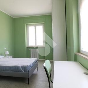 Monolocale in affitto - Photo 2