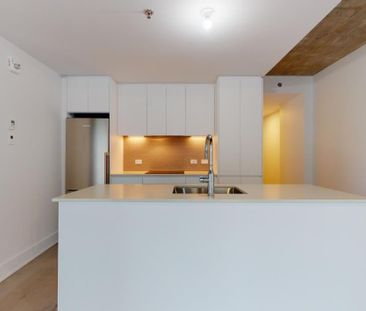 1 Bedroom - 2320 Rue Tupper, Montréal - Photo 3