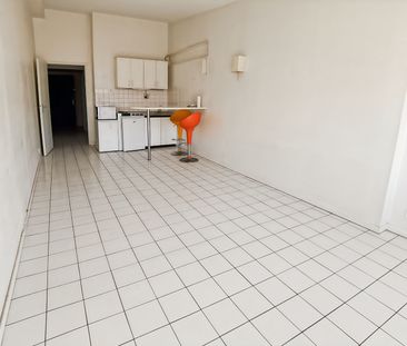 Location Appartement 1 pièce 32m² - Photo 4