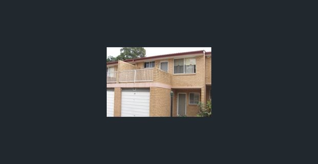 3BR Townhouse! 2 toilets, LUG, BIRs. Blacktown South Public (OC) zone! - Photo 1