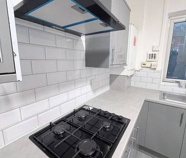 2 Bed Flat, Lawless House, E14 - Photo 4