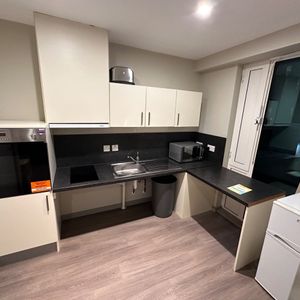 Room in a Shared Flat, Stapleton House, N7 - Photo 2