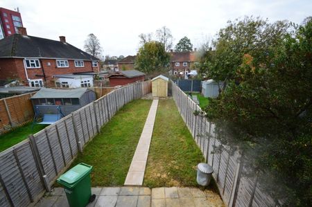 Stanley Green East, Slough, Berkshire,SL3 - Photo 2