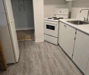 223 Fairview Avenue #Basement - Photo 1