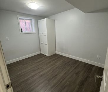 For Lease - 631 Ashprior Avenue, Mississauga, Ontario - Photo 2