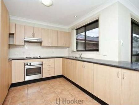 Neat & Tidy home in Prime location - Photo 3