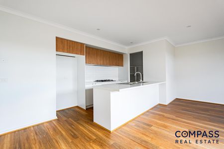 47 Margaretta Circuit, Mickleham VIC 3064 - House For Rent | Domain - Photo 4