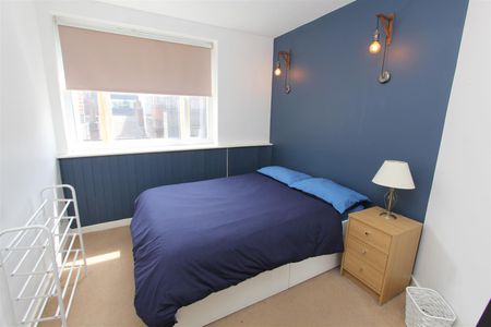 South Parade, Leeds City Centre, LS1 5PQ - Photo 2