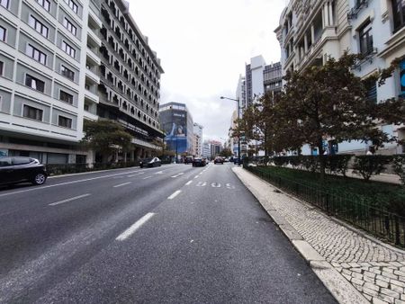 2 bedroom luxury Apartment for rent in Lisbon - Photo 3