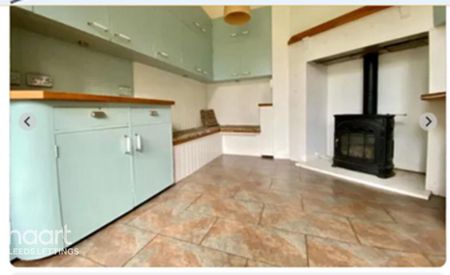 6 bedroom detached house to rent - Photo 3