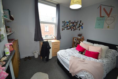 Welton Grove - Photo 4