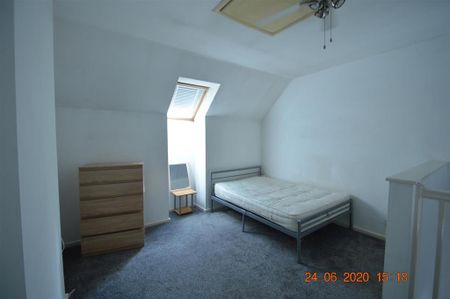 4 bedroom house to rent - Photo 2