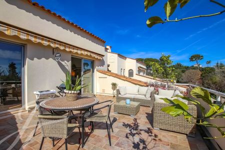 Cap d'Antibes | Résidence avec tennis et piscine, proche Garoupe - Photo 2