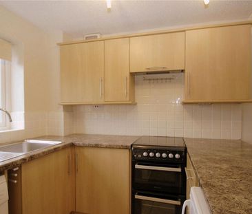 1 bedroom semi-detached house to rent - Photo 2