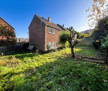 2 bedroom semi-detached house to rent - Photo 5