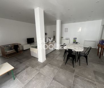 Location Appartement 4 pièces 99m² - Photo 2