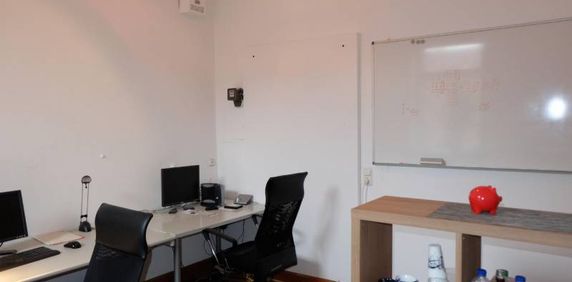 Trier-Zentrum / Moselstraße: 1 Büro- Gewerberaum / Atelier, provisionsfrei zu vermieten. - Photo 2