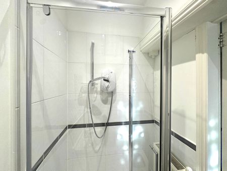 22 Young Terrace Springburn - Photo 4