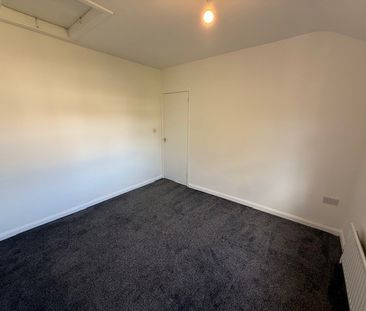 Moorland Road - Photo 4