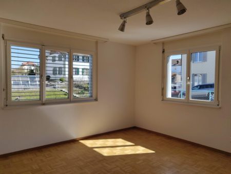 Schöne 3.5 Zimmerwohnung mit Balkon - Foto 5