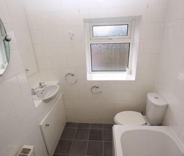 2 bedroom house to rent - Photo 2