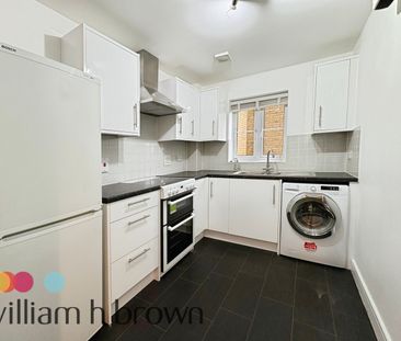 Holden Close, Braintree - Photo 4