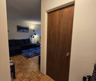 Large 1 Bedroom Marpole Apartment - March 1st - Photo 2