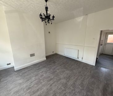 Bridgefield Street, Radcliffe - Photo 2