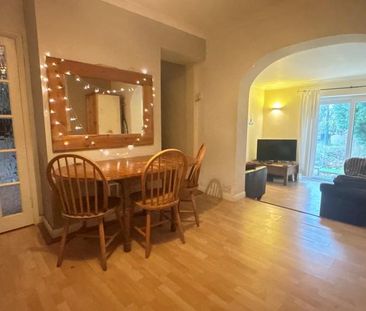 5 bedroom semi-detached house to rent - Photo 1