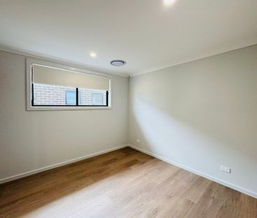 24 Fuzzweed Road, Leppington NSW 2179 - House For Rent | Domain - Photo 3