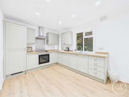 Newlaithes Road, Horsforth, Leeds, LS18 - Photo 3