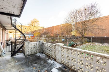 3754 Rue MacKenzie, H3S 1E5, H3S 1E5, Montréal - Photo 3