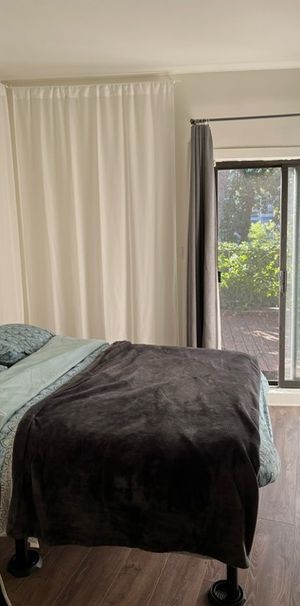 Tres Beau 3 1/2 Semni Meuble - Photo 1