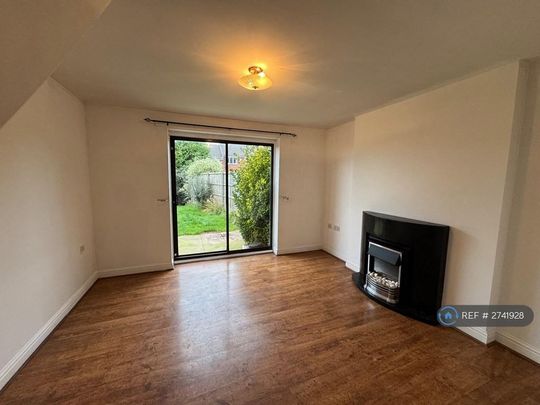 2 bedroom semi-detached house to rent - Photo 1