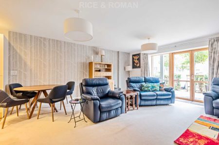 2 Bedroom Apartment, Austin Place – Weybridge - Photo 5