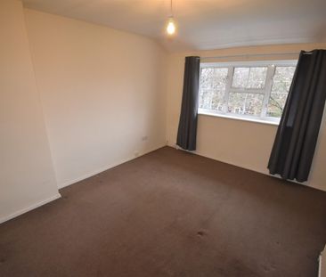 3 bedroom House - LODGEFIELD, WELWYN GARDEN CITY - Photo 3