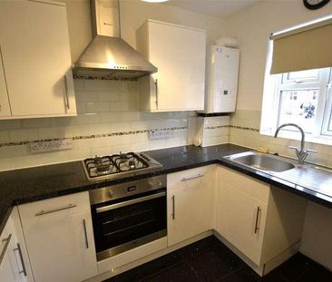 Bakers Gardens, Carshalton, Surrey, SM5 - Photo 1