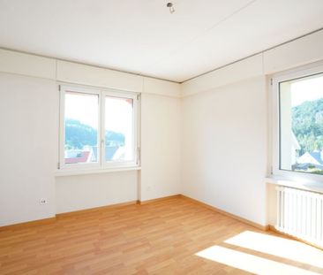 Helle und gemütliche 2.5-Zi. Wohnung mit Balkon - Photo 6