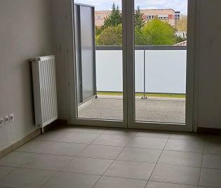 T2 AVEC BALCON + PARKING - Photo 4