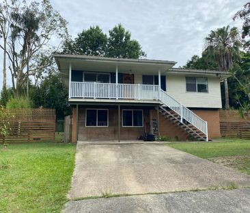 Large Family Home Nestled In Quiet Cul-de-sac - Photo 3