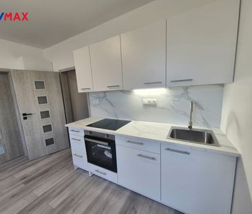 Pronájem bytu 2+kk v osobním vlastnictví 51 m², Milovice - Photo 5