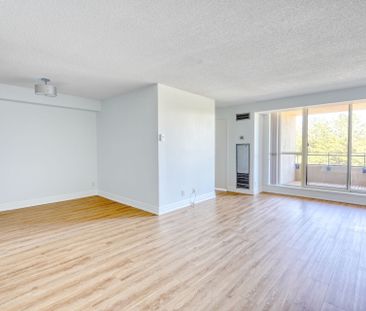 For Lease - 32 Clarissa Drive Unit# 417, Richmond Hill, Ontario - Photo 2