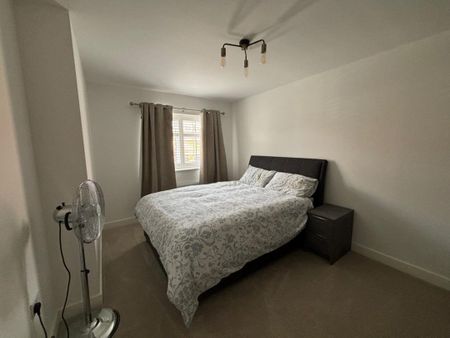 To Let: Honeysuckle Close, Billingham, TS22 5UD - Photo 4