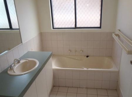 GREAT VALUE FOR MONEY - Broome Style 4x1 - Photo 5