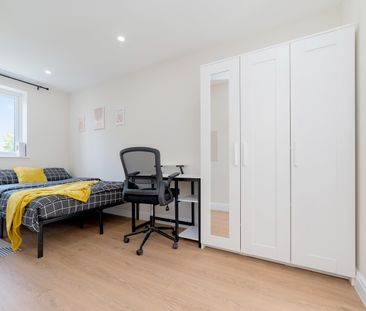 Room in a Shared House, Frognal Avenue, HA1 - Photo 2