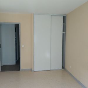 3 PIECES CHAMBERY – JOPPET - Photo 2