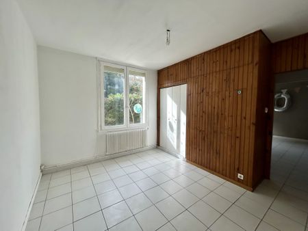 Location Appartement 3 pièces 66m² ST PRIEST 69800 - Photo 3
