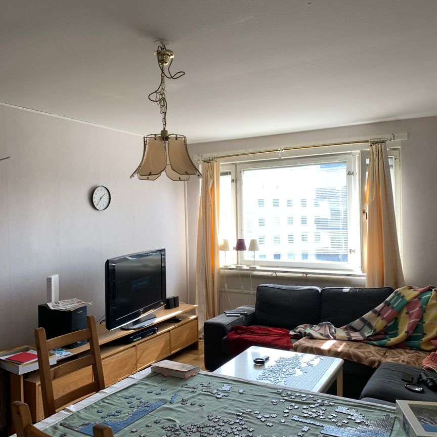 Lingvägen, Enskede - Foto 1